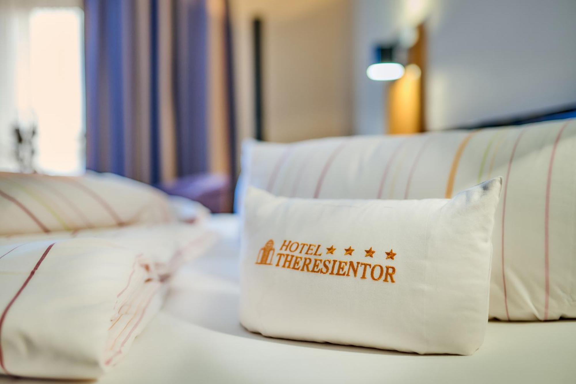 Hotel Theresientor Straubing Buitenkant foto