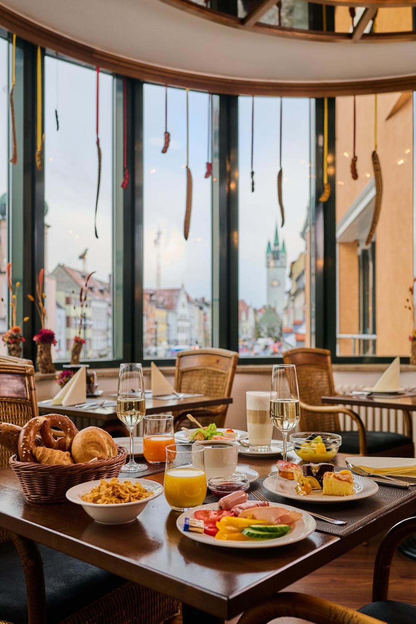 Hotel Theresientor Straubing Buitenkant foto